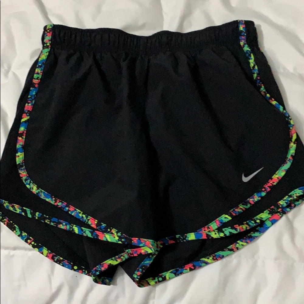 Black nike shorts